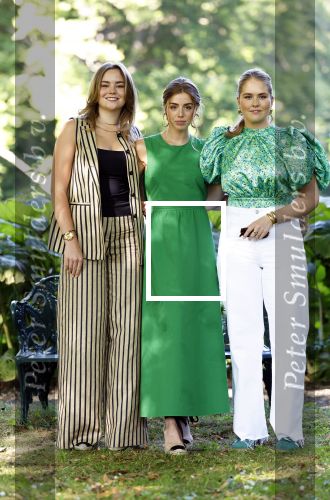 Den Haag 30 juni 2025
Jaarlijkse fotouurtje op huis ten Bosch met aanwezig Koning Willem Alexander Koningin Maxima Prinses Amalia Prinses Alexia Prinses Ariane en hondje Mambo.