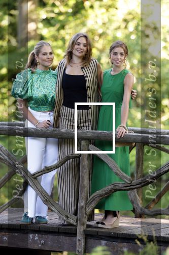 Den Haag 30 juni 2025
Jaarlijkse fotouurtje op huis ten Bosch met aanwezig Koning Willem Alexander Koningin Maxima Prinses Amalia Prinses Alexia Prinses Ariane en hondje Mambo.