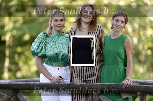 Den Haag 30 juni 2025
Jaarlijkse fotouurtje op huis ten Bosch met aanwezig Koning Willem Alexander Koningin Maxima Prinses Amalia Prinses Alexia Prinses Ariane en hondje Mambo.