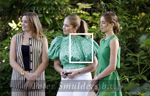 Den Haag 30 juni 2025
Jaarlijkse fotouurtje op huis ten Bosch met aanwezig Koning Willem Alexander Koningin Maxima Prinses Amalia Prinses Alexia Prinses Ariane en hondje Mambo.