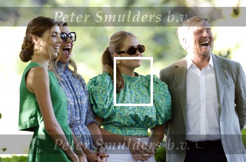 Den Haag 30 juni 2025
Jaarlijkse fotouurtje op huis ten Bosch met aanwezig Koning Willem Alexander Koningin Maxima Prinses Amalia Prinses Alexia Prinses Ariane en hondje Mambo.