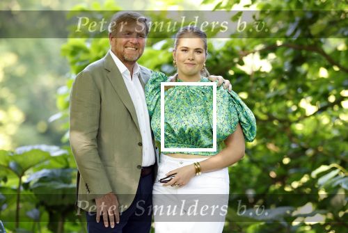 Den Haag 30 juni 2025
Jaarlijkse fotouurtje op huis ten Bosch met aanwezig Koning Willem Alexander Koningin Maxima Prinses Amalia Prinses Alexia Prinses Ariane en hondje Mambo.