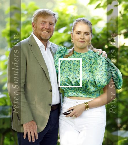 Den Haag 30 juni 2025
Jaarlijkse fotouurtje op huis ten Bosch met aanwezig Koning Willem Alexander Koningin Maxima Prinses Amalia Prinses Alexia Prinses Ariane en hondje Mambo.