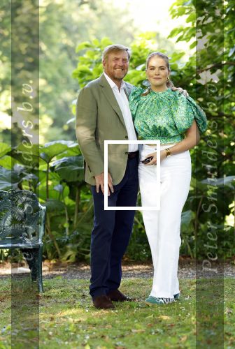 Den Haag 30 juni 2025
Jaarlijkse fotouurtje op huis ten Bosch met aanwezig Koning Willem Alexander Koningin Maxima Prinses Amalia Prinses Alexia Prinses Ariane en hondje Mambo.