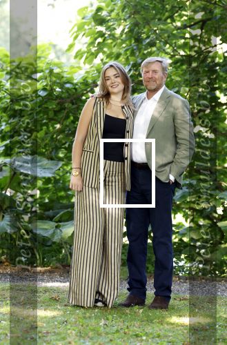 Den Haag 30 juni 2025
Jaarlijkse fotouurtje op huis ten Bosch met aanwezig Koning Willem Alexander Koningin Maxima Prinses Amalia Prinses Alexia Prinses Ariane en hondje Mambo.