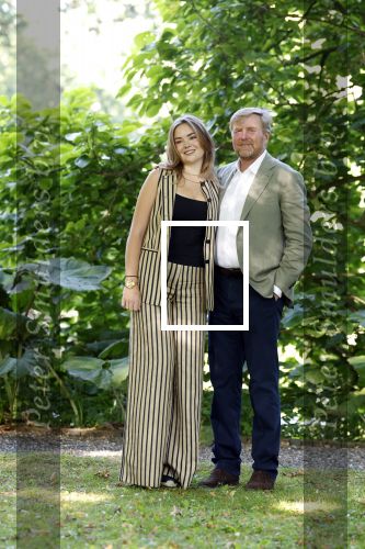 Den Haag 30 juni 2025
Jaarlijkse fotouurtje op huis ten Bosch met aanwezig Koning Willem Alexander Koningin Maxima Prinses Amalia Prinses Alexia Prinses Ariane en hondje Mambo.