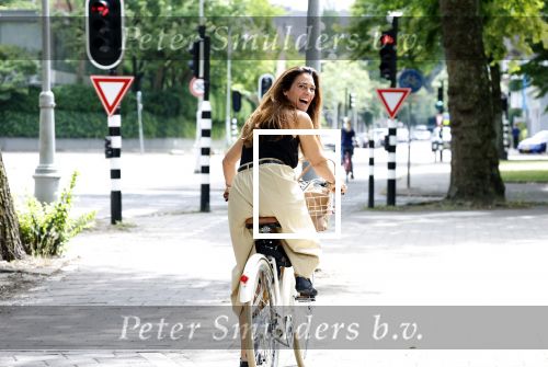 Amsterdam 11 juli 2025
Quinty Trustfull op de fiets in Amsterdam zuid.