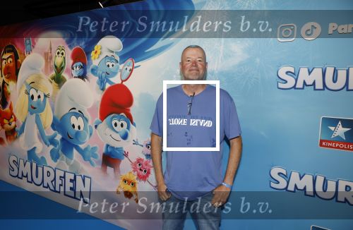 Leidschendam 6 juli 2025
Premiere Smurfen film bij Kinepolis . Aanwezig oa van de stemmencast Roxy Dekker Luuk v Leeuwen Julia Tan en Thorn de Vries . Raymond v Barneveld kwam met zijn zoon , kleinkinderen en zijn vrouw