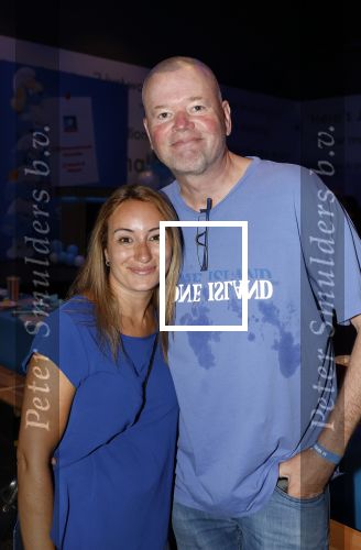 Leidschendam 6 juli 2025
Premiere Smurfen film bij Kinepolis . Aanwezig oa van de stemmencast Roxy Dekker Luuk v Leeuwen Julia Tan en Thorn de Vries . Raymond v Barneveld kwam met zijn zoon , kleinkinderen en zijn vrouw
