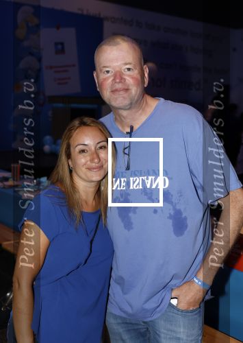 Leidschendam 6 juli 2025
Premiere Smurfen film bij Kinepolis . Aanwezig oa van de stemmencast Roxy Dekker Luuk v Leeuwen Julia Tan en Thorn de Vries . Raymond v Barneveld kwam met zijn zoon , kleinkinderen en zijn vrouw