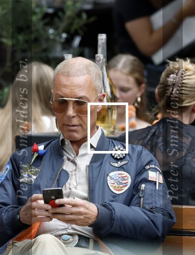 Gouda 18 juli 2025
Rogier Smit heeft een afspraak met zijn zus Pauline en zwager Reinout  in het centrum van Gouda.