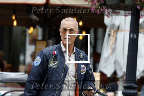 Gouda 18 juli 2025
Rogier Smit heeft een afspraak met zijn zus Pauline en zwager Reinout  in het centrum van Gouda.