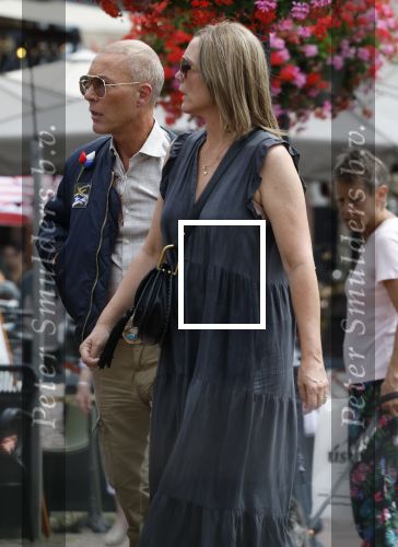 Gouda 18 juli 2025
Rogier Smit heeft een afspraak met zijn zus Pauline en zwager Reinout  in het centrum van Gouda.