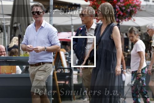 Gouda 18 juli 2025
Rogier Smit heeft een afspraak met zijn zus Pauline en zwager Reinout  in het centrum van Gouda.