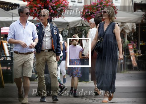 Gouda 18 juli 2025
Rogier Smit heeft een afspraak met zijn zus Pauline en zwager Reinout  in het centrum van Gouda.
