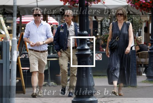 Gouda 18 juli 2025
Rogier Smit heeft een afspraak met zijn zus Pauline en zwager Reinout  in het centrum van Gouda.