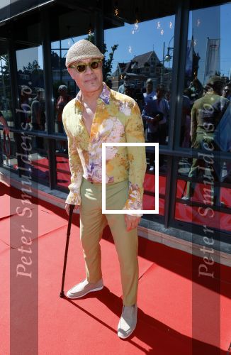 Scheveningen 30 juni 2025
Onthulling van de Walk of Fame ter gelegenheid van 35 jaar aan bijzondere musicalproducties in het AFAS Circustheater in Scheveningen. Stanley Burleson