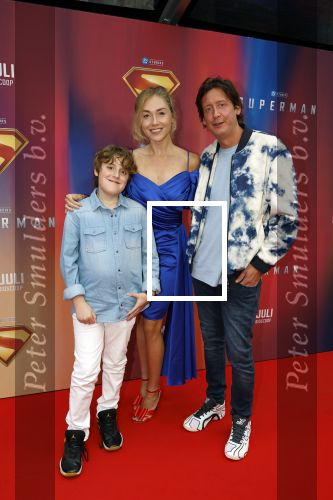 Amsterdam 8 juli 2025
Premiere superman in Tuschinski. Steven Kazan met vrouw en zoon