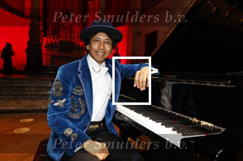Amsterdam 27 juni 2025
Wibi Soerjadi geeft een concert in de Duif in Amsterdam.