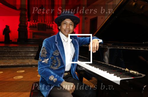 Amsterdam 27 juni 2025
Wibi Soerjadi geeft een concert in de Duif in Amsterdam.