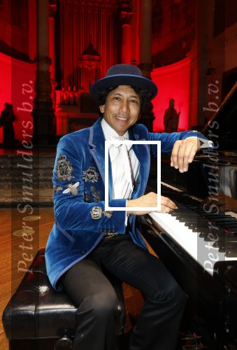 Amsterdam 27 juni 2025
Wibi Soerjadi geeft een concert in de Duif in Amsterdam.