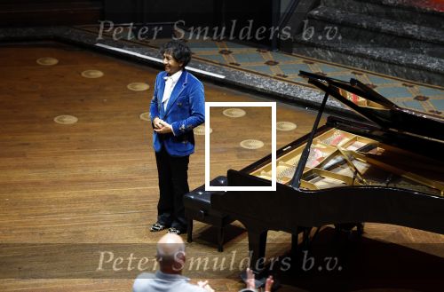 Amsterdam 27 juni 2025
Wibi Soerjadi geeft een concert in de Duif in Amsterdam.