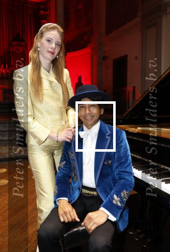 Amsterdam 27 juni 2025
Wibi Soerjadi geeft een concert in de Duif in Amsterdam.