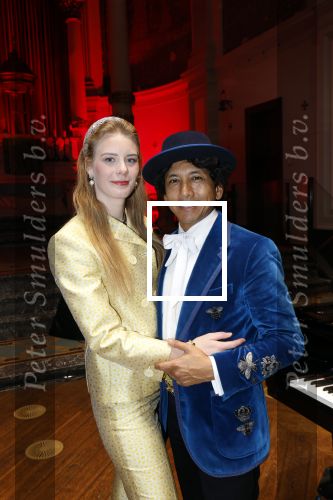 Amsterdam 27 juni 2025
Wibi Soerjadi geeft een concert in de Duif in Amsterdam.