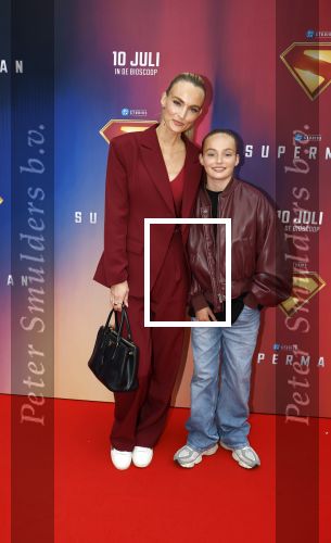 Amsterdam 8 juli 2025
Premiere superman in Tuschinski. Ymre Stiekema met dochter