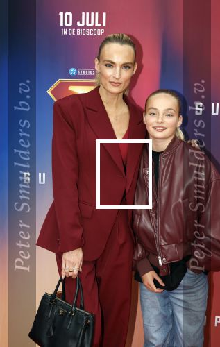 Amsterdam 8 juli 2025
Premiere superman in Tuschinski. Ymre Stiekema met dochter