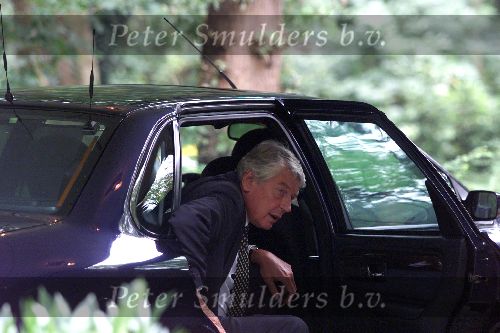 Den Haag 17Augustus 1999
Crematie van de secretaresse van Minister Zalm in Den Haag.
Wim Kok.