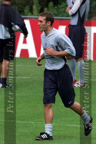 Hoenderloo, 14 augustus 2000
eerste training nederlands elftal onder leiding van de nieuwe bondscoach Louis v Gaal
Fernando Ricksen