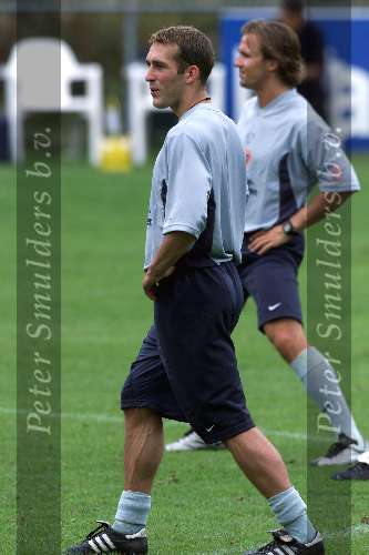 Hoenderloo, 14 augustus 2000
eerste training nederlands elftal onder leiding van de nieuwe bondscoach Louis v Gaal
Fernando Ricksen