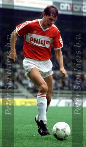 Frank Arnesen 1988 aktief voor PSV