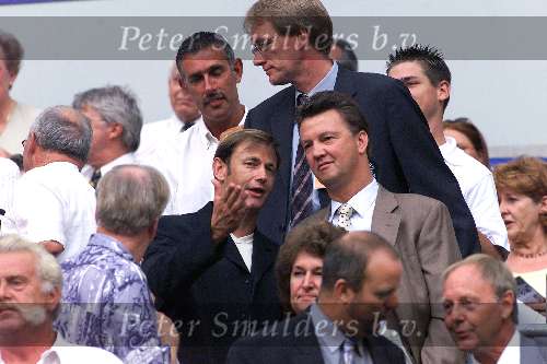 Amsterdam Arena stadion, 13 Augustus 2000
PSV-Roda JC, eindstand 2-0 om de Johan Cruyff-schaal
Louis v Gaal met Frans Hoek