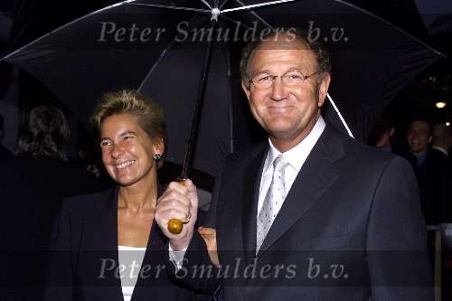 Amsterdam 21 augustus 2000
Premiere nieuwe film van Paul Verhoeven, Hollowman.
Joop v d Ende en Janine vd Ende