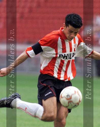 Amsterdam Arena stadion, 13 Augustus 2000
PSV-Roda JC, eindstand 2-0 om de Johan Cruyff-schaal

Kezman
