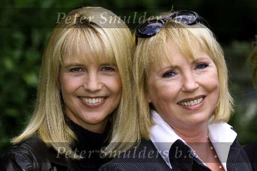 Hilversum 31 augustus 2000
Winterpresentatie TROS seizoen 2000
Linda de Mol en Mireille Bekooy