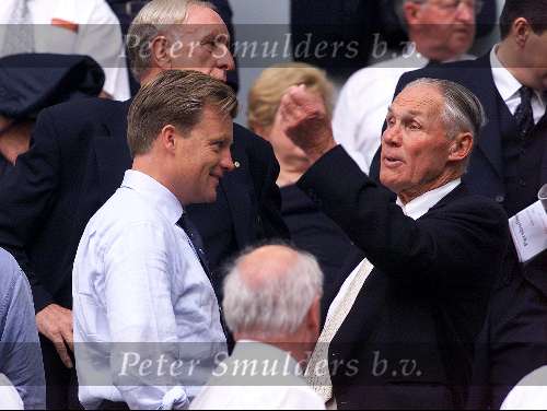 Amsterdam Arena stadion, 13 Augustus 2000
PSV-Roda JC, eindstand 2-0 om de Johan Cruyff-schaal
Marc Wotte in gesprek met Rinus Michels