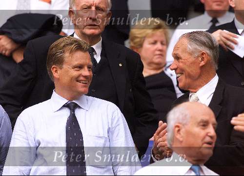 Amsterdam Arena stadion, 13 Augustus 2000
PSV-Roda JC, eindstand 2-0 om de Johan Cruyff-schaal
Marc Wotte in gesprek met Rinus Michels