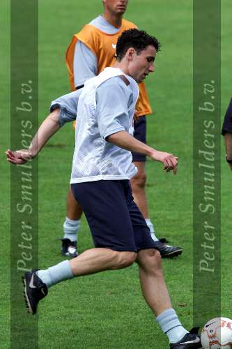 Hoenderloo, 14 augustus 2000
eerste training nederlands elftal onder leiding van de nieuwe bondscoach Louis v Gaal
Mark v Bommel