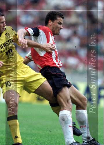 Amsterdam Arena stadion, 13 Augustus 2000
PSV-Roda JC, eindstand 2-0 om de Johan Cruyff-schaal
Nikiforov