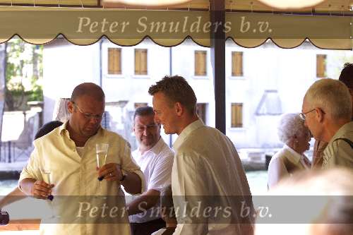 Venetie 26 augustus 2000
Paul de Leeuw trouwen in Venetie met zijn vriend Stephan.
