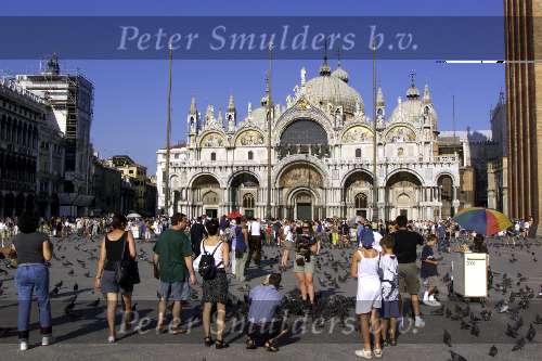 Venetie 26 augustus 2000
Venetie
San Marco plein met veel duiven