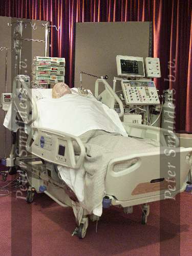 Tilburg 30 Augustus 2000
Nieuw bed voor Intensive care Elisabeth Ziekenhuis
Zieknhuisbed