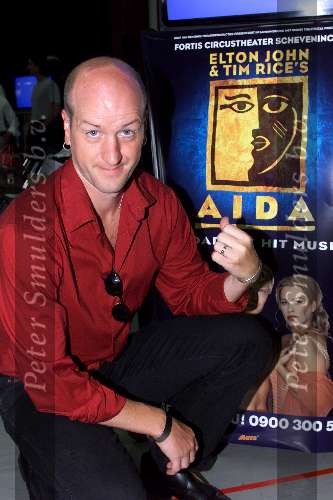 Amsterdam 20 augustus 2001
Perspresentatie AIDA.
Frans v Deursen
