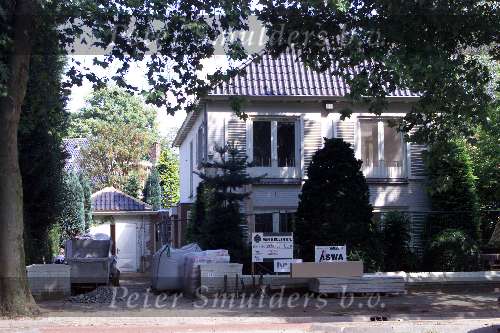 Eindhoven  17 augustus 2001
Nieuwe huis Harry v Hoof