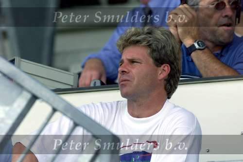 Den bosch 26 Augustus 2001
FC Den Bosch-Fortuna Sc, eindstand 4-0
Journalist voor VI oud-voetballer Harry v d Laan