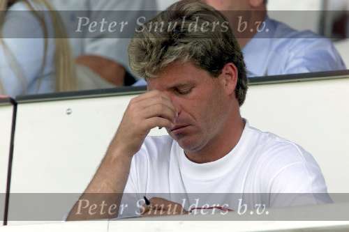 Den bosch 26 Augustus 2001
FC Den Bosch-Fortuna Sc, eindstand 4-0
Journalist voor VI oud-voetballer Harry v d Laan