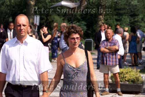 Amsterdam 25 augustus 2001
Begrafenis van Sylvia Millecam op Westgaarde.
Haye v d Heyden met vrouw
